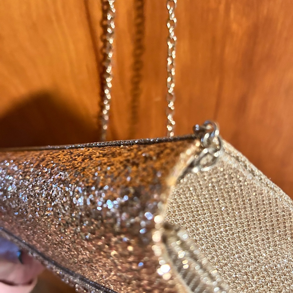 Elegant Rose Gold Glitter Clutch - Picture 4 of 7